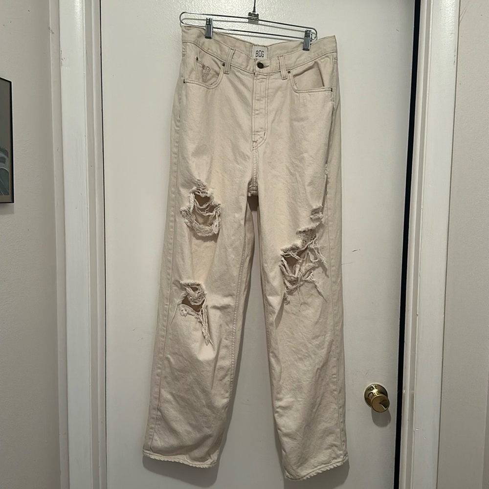 BDG Cream Pants. Good condition. Distressed ivory high waisted jeans.